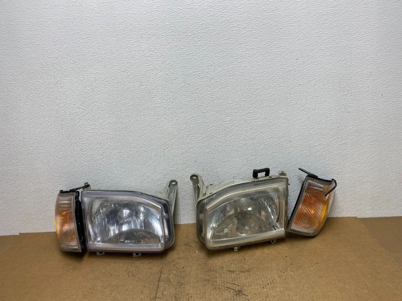 1999-2004 Nissan Pathfinder Left+Right Side Set Halogen Headlights AC3441 DW