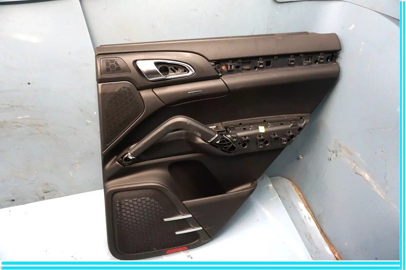 11-18 Porsche Cayenne 958 Hybrid S Rear Right Side Interior Door Panel Black OEM