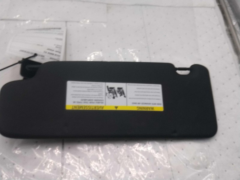 2018 BMW X1 Black Sun Visor OEM Used 255554 4DR SUV 82000 Miles