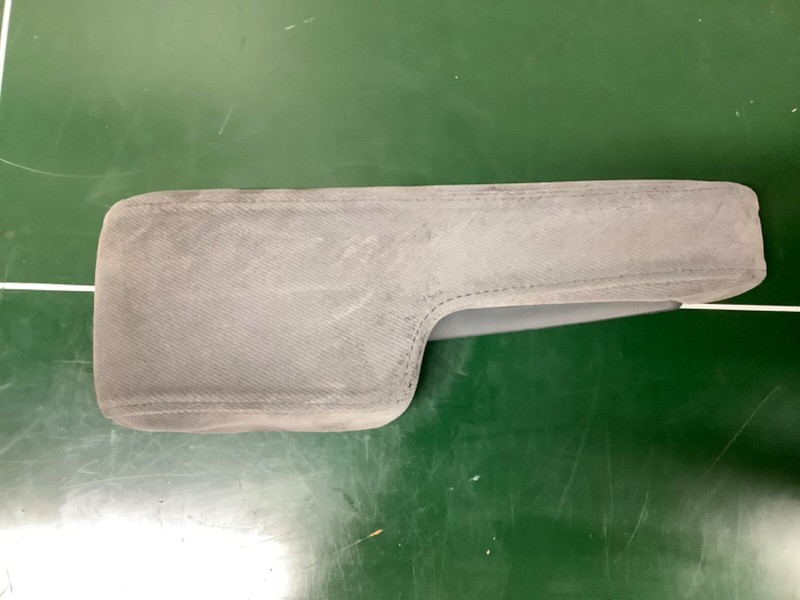 03- 05 Civic Sedan Center Console Lid Arm Rest Assy Gray OEM