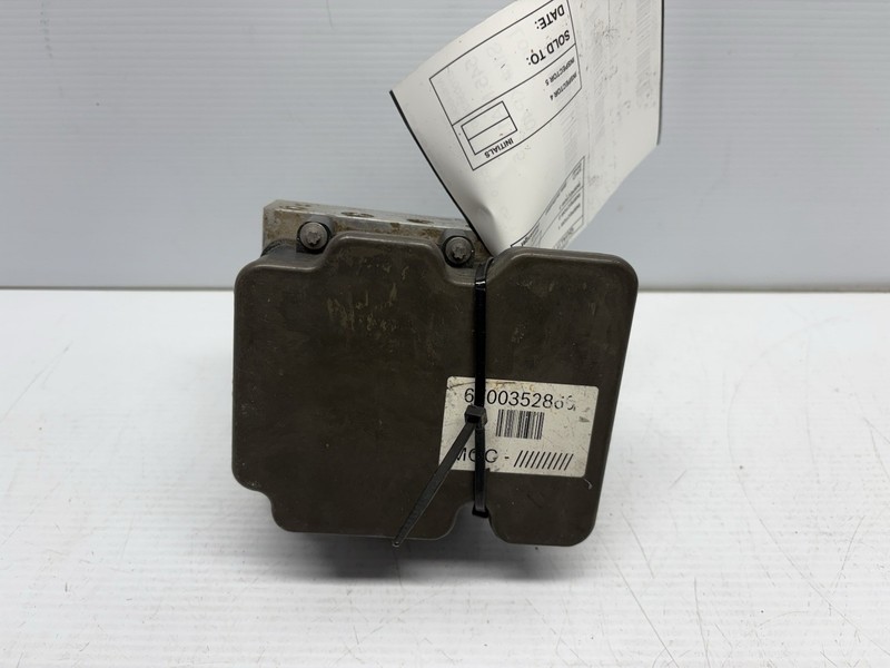 14-17 Maserati Ghibli ABS Anti Lock Brake Hydraulic Pump Module 6700352860 OEM