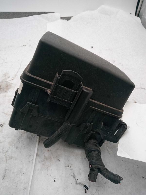 2015 KIA SORENTO OEM Fuse Box 3.3L Silver 912501U062 109k Miles