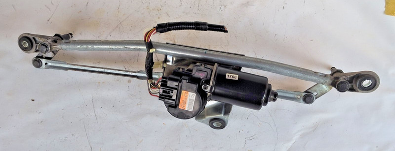 2005 2006 2007 FORD FREESTYLE WINDSHIELD WIPER MOTOR & WIPER TRANSMISSION