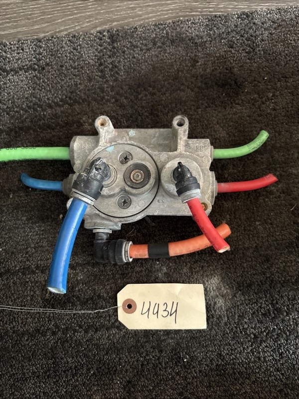 BENDIXTRACTOR PROTECTION VALVEP/N 5017882, 3624399C91,T-5000280-D
