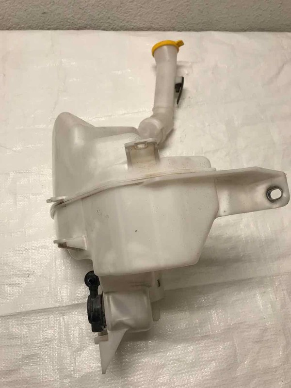 2012 Mazda 3 Washer Bottle Reservoir Assembly Part# BBM467480
