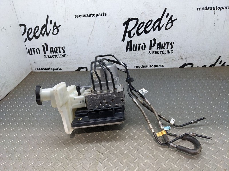 2019 - 2023 Silverado Sierra ABS Brake Booster Pump Module Unit OEM1135591