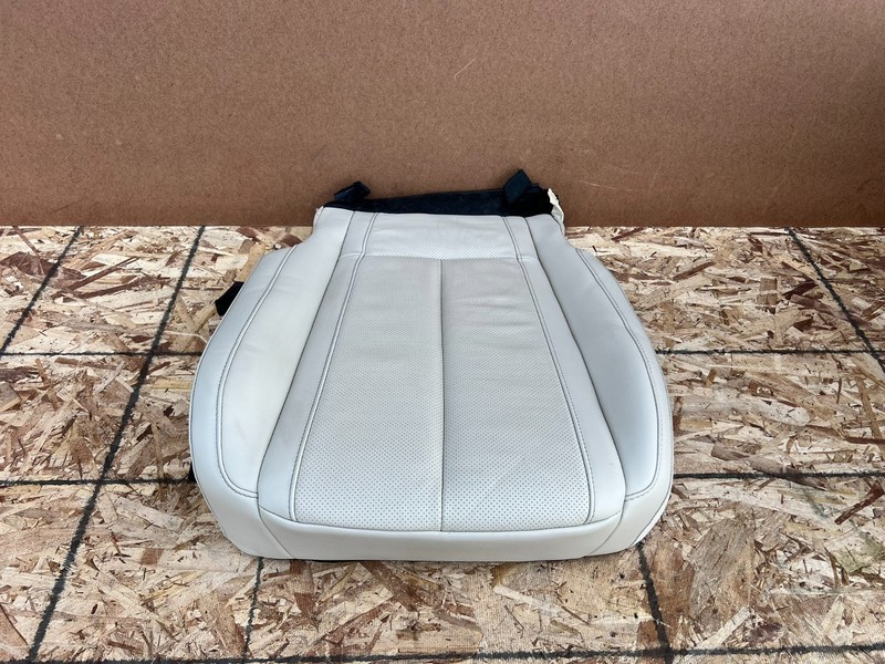 INFINITI QX60 22-26 OEMFRONT RIGHT PASSENGER LOWER SEAT SKIN CUSHION (GRAY)