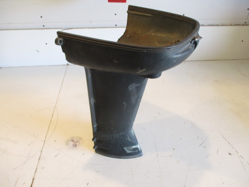 0380891 Evinrude Johnson Outboard Rear Exhaust Cover Assembly 1968-70 40 HP