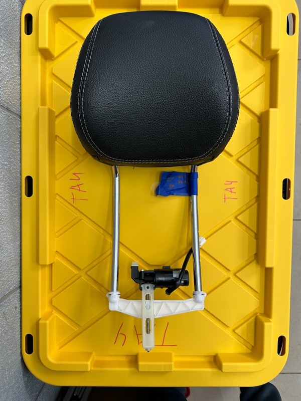 2014 MERCEDES-BENZ GL 450 headrest motor electric LEFT DRIVER OEM *tar