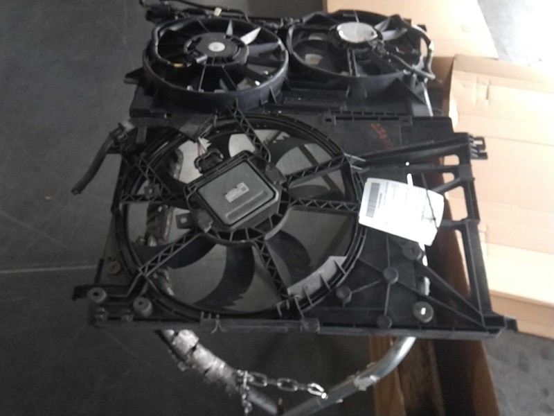 2021 Toyota RAV4 Engine Cooling Fan Motor OEM 2.5L Grey 85K Miles