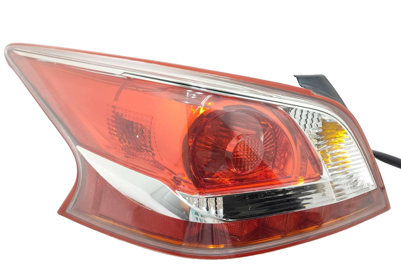 Nissan Altima Sedan LH Driver Quarter Pane Tail Light 2013 P/N 265553TA0B
