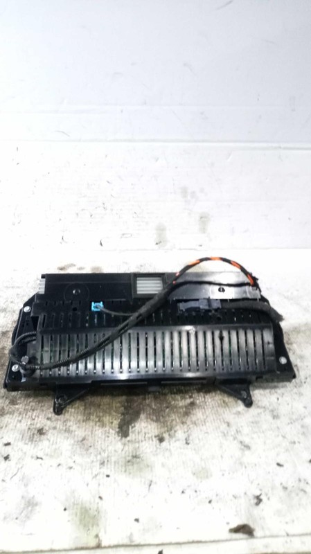2015 Jaguar XJ Speedometer Gauge Black OEM Used 93K Miles C2D25224