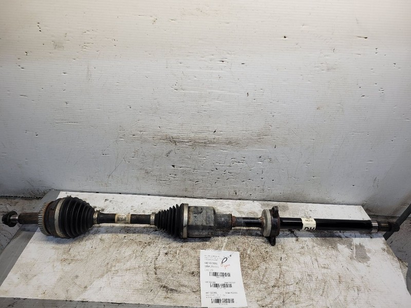 Driver Left Axle Shaft Front Sedan Fits 15-16 GENESIS 1671729