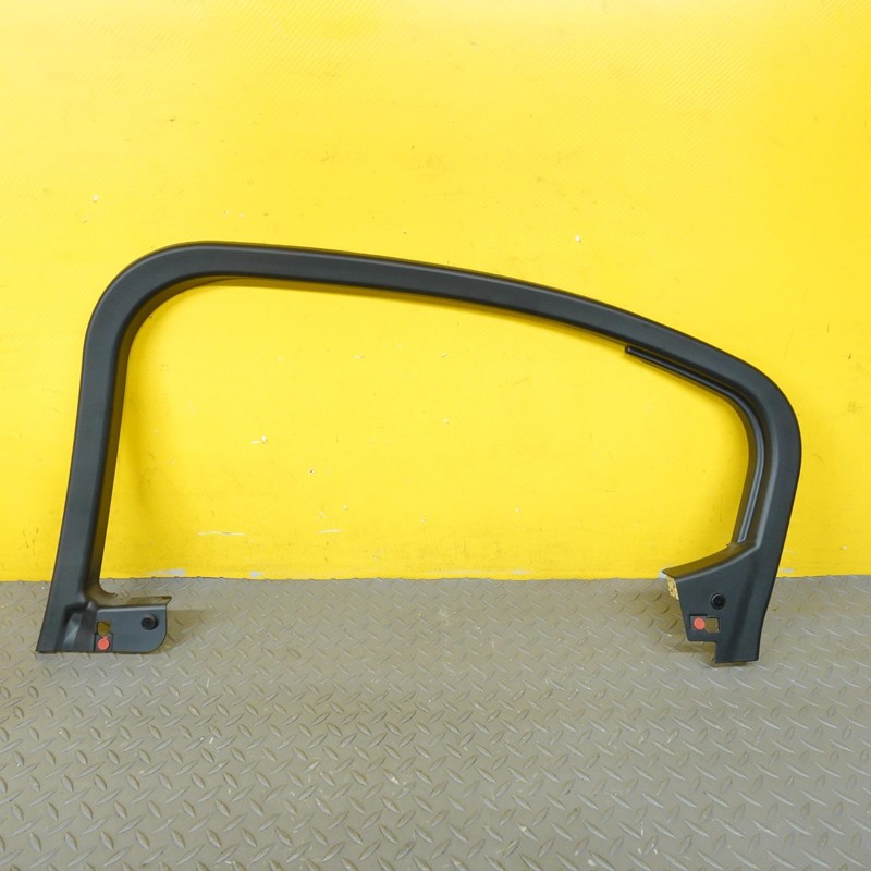 2018-2024 ALFA ROMEO STELVIO REAR RIGHT SIDE DOOR WINDOW FRAME TRIM COVER OEM