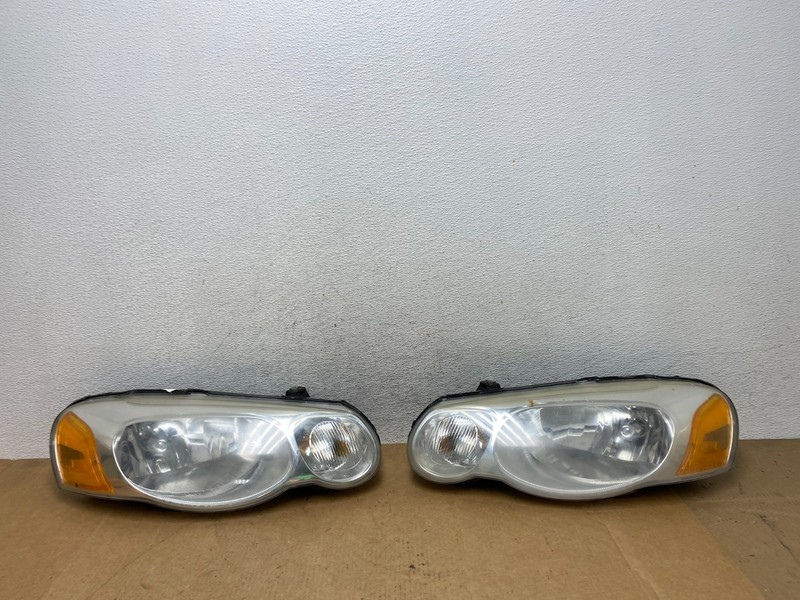 2004 2005 2006 Chrysler Sebring Left+Right Side Headlights AE3157 DW