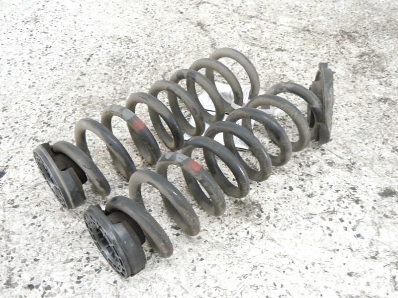 2015-2023 Mercedes-Benz C300 Rear Coil Spring Pair Left Right OEM