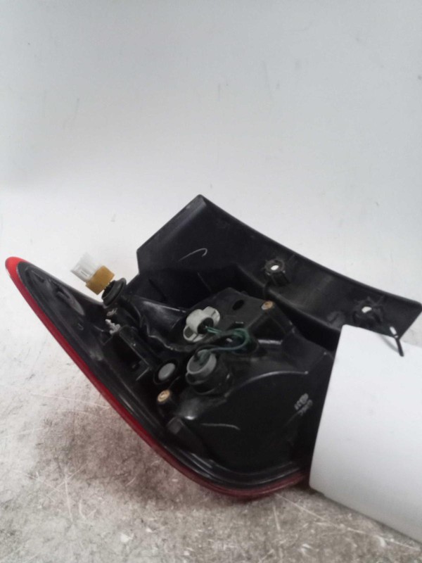 2015 Mitsubishi Outlander Sport Right Tail Light Assembly Red 706756 Used