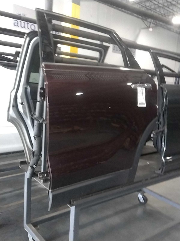2016 KIA Sorento Left Door Maroon OEM Used 4DR SUV 7975166 70000 Miles
