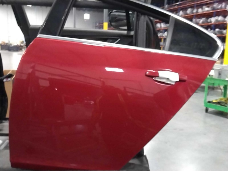 2015 Buick Regal Left Rear Door Red 4DR Sedan 505922 Used 114K Miles