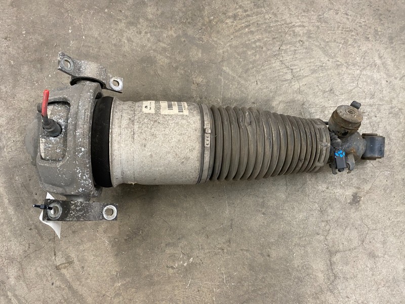 ⭐03-06 PORSCHE CAYENNE REAR LEFT SUSPENSION STRUT SHOCK ABSORBER LOT2352