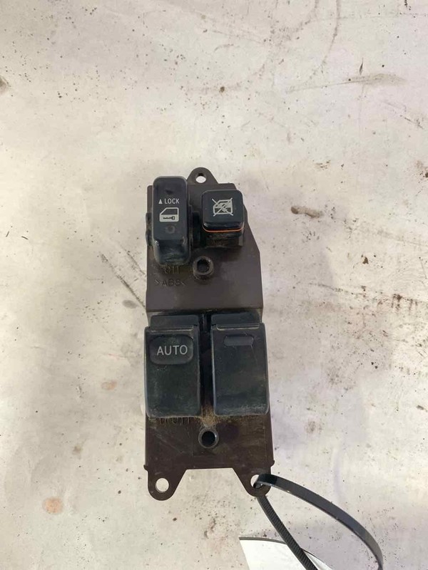 Door Switch Front TOYOTA FJ CRUISER 07 08 09 10 11