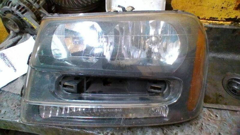 Driver Headlight Notched Full Width Grille Bar Fits 02-09 TRAILBLAZER 109875