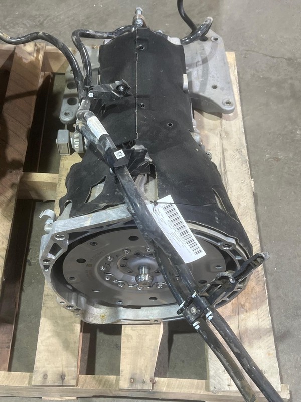 2019-2021 Rwd BMW 330i2.0L Transmission With Hardware And Trans Cooler Lines