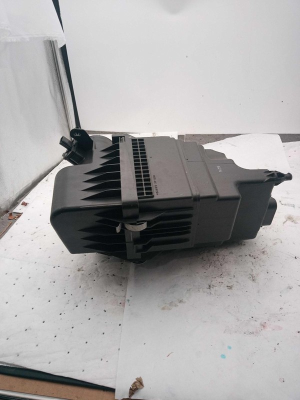 2022 Mitsubishi Outlander Air Cleaner Assembly OEM AX000034 Used 72K Miles