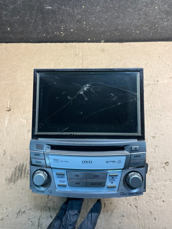 2010-2012 Subaru Outback Legacy Kenwood Navigation Audio Radio Player t7498 DG