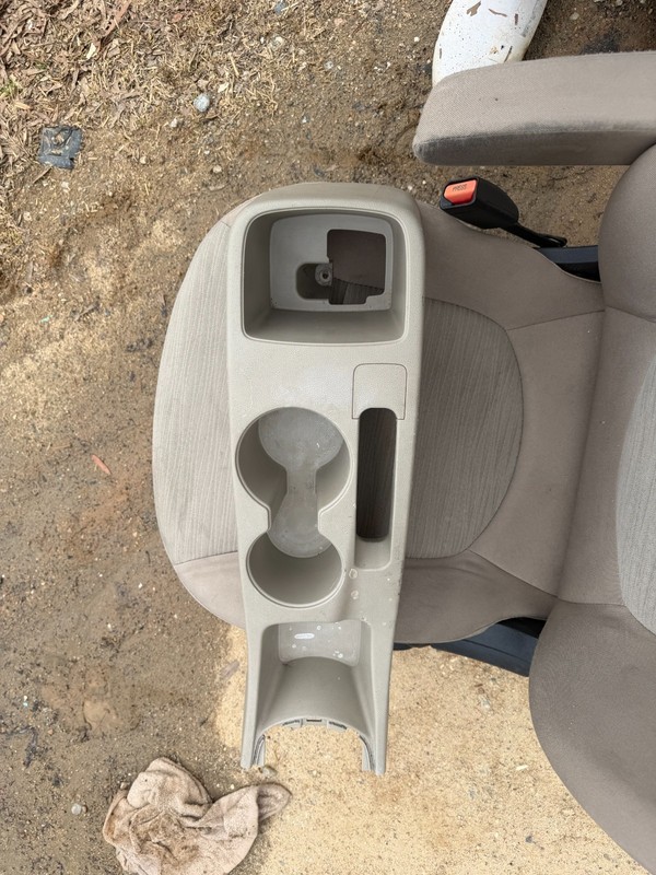 2012-2017 HYUNDAI ACCENT OEM TAN BEIGE REAR CENTER CONSOLE W/O ARMREST