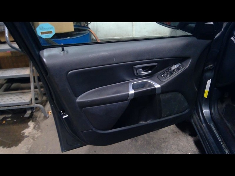 XC90 2007 Driver Left Front Door Trim Panel 1705542