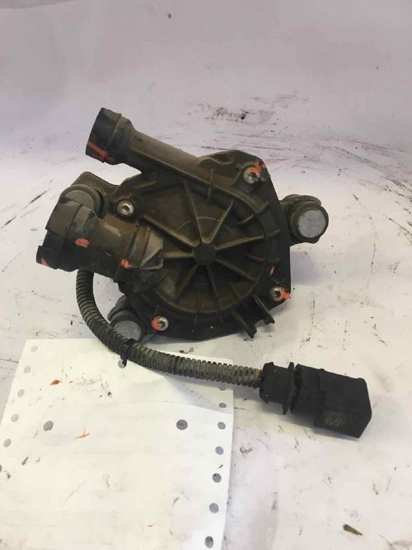 Air Pump VW PASSAT 12