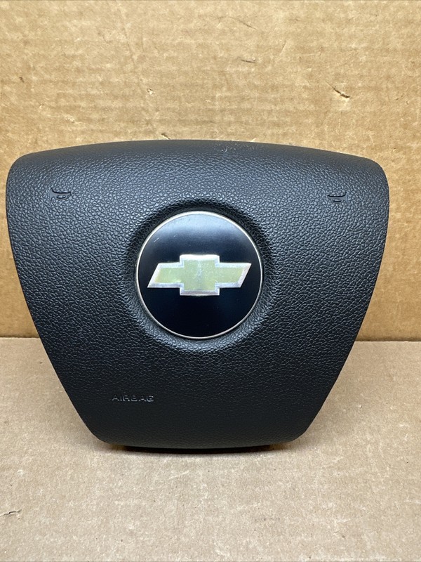 Chevy Silverado 2500 3500 Front Left Driver Side Steering Wheel Air Bag Airbag