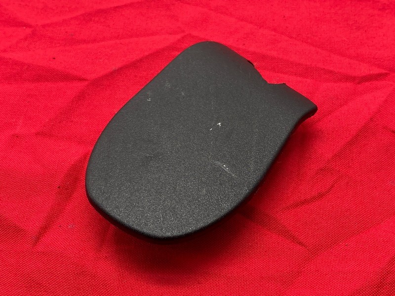 99-05 Porsche 996 911 Carrera Rear Left Seat Belt Receiver Trim Cover Black OEM✅