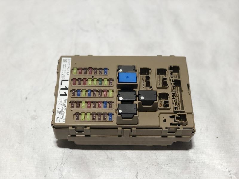 CABIN FUSE BOX AWD AT FITS 2016 SUBARU LEGACY 16834