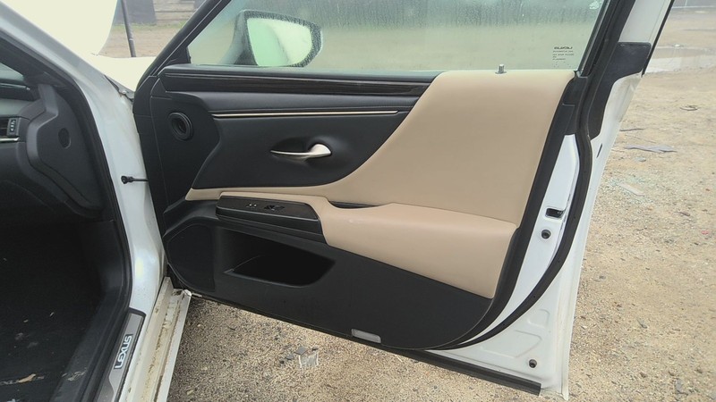 Front Door Trim Panel LEXUS ES350 Right 21 20 19 22 23