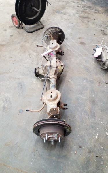Rear Axle Round Cover 10 Bolt 8.25" Ring Gear Fits 04-05 DURANGO 225475