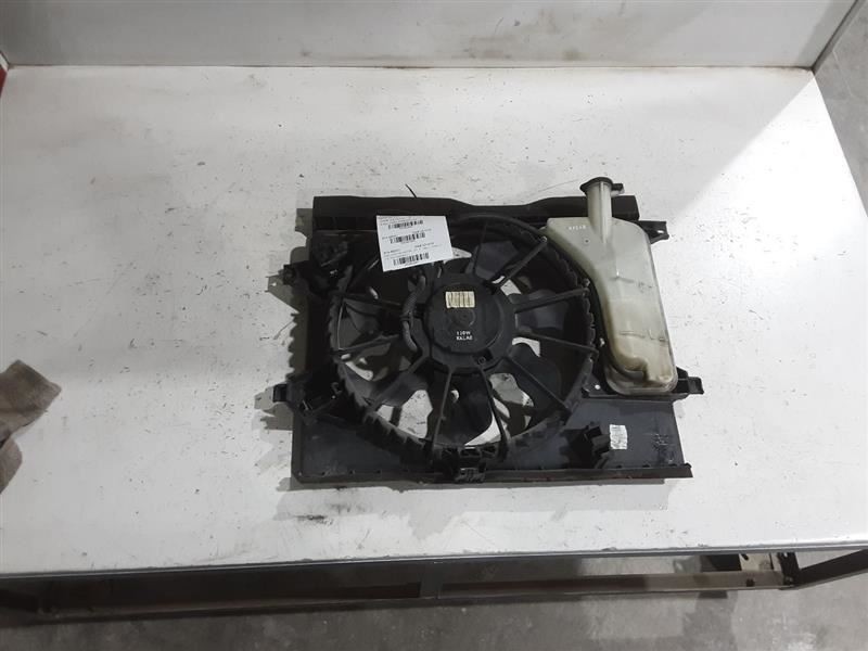2014-2019 Kia Soul Radiator Fan Motor Fan Assembly Gasoline Model