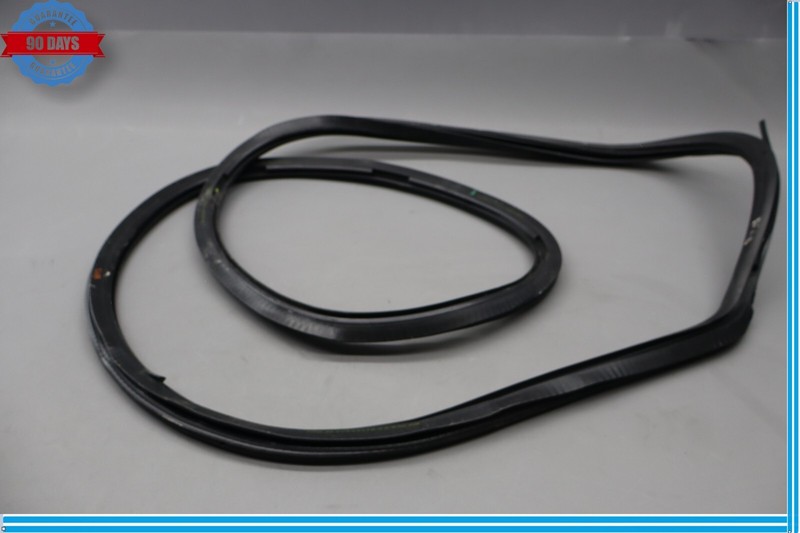 03-10 Bentley Continental GT Coupe Front Left Side Lower Door Seal Rubber Oem