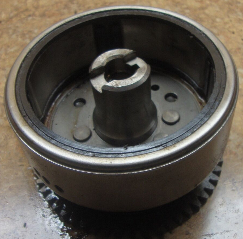 1984 Honda ATC 200 ES 3 Wheeler Generator Alternator Rotor Flywheel Magneto 84