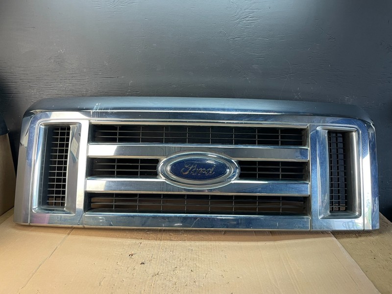 2008 to 2014 Ford Econoline E150 E250 Front Upper Chrome Grill Grille AD5986DG