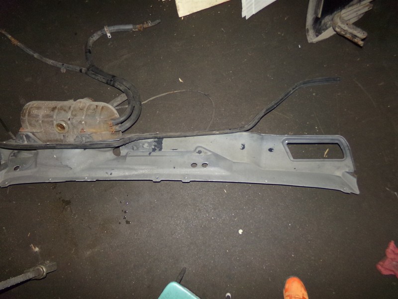 Freightliner Cold Max Front Bumper Assembly w/ Coolant Reservoir