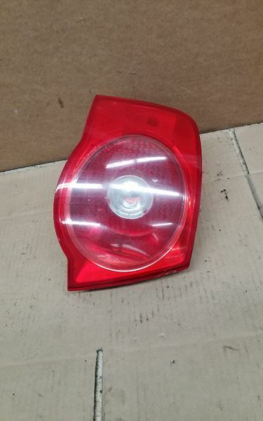 Driver Tail Light Sedan VIN K 8th Digit Red Outer Lens Fits 05-07 JETTA 226922