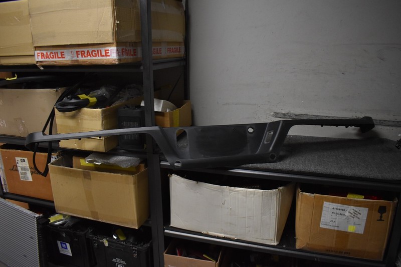 2015-2020 FORD F150 REAR BUMPER STEP PAD FACTORY OEM