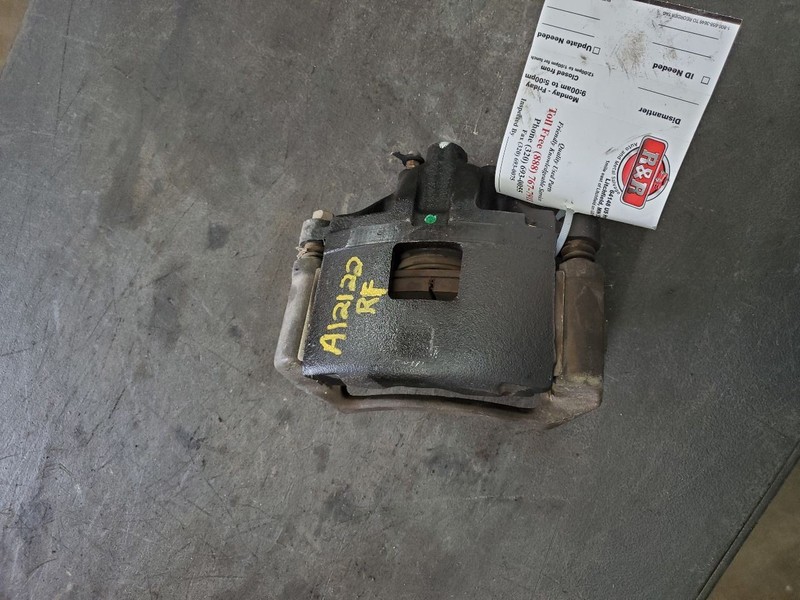 Passenger Right Caliper Front Brake Opt JL9 Fits 97-05 DEVILLE 297872