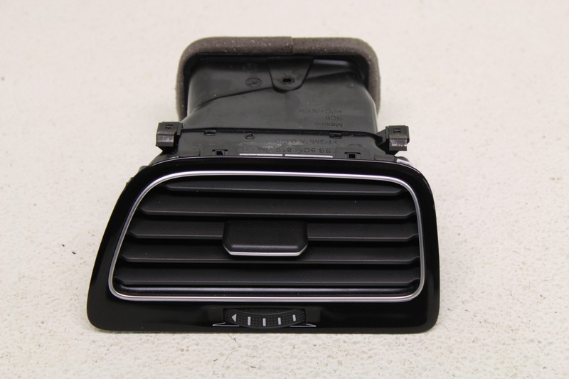 MK7 VW GTI Golf R Right HVAC Vent Air Duct Piano Black Gloss Black Oem 2015-2021