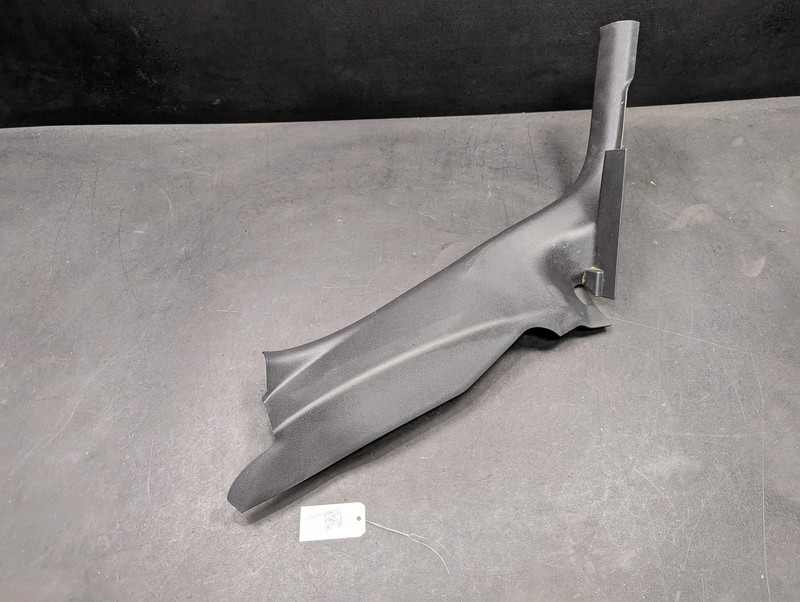 Rear Left C Pillar Lower Trim Panel 2018 Audi Q3 8U0867767 2015 2016 2017 X