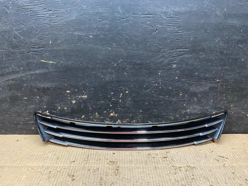 2002 to 2004 Lexus ES330 ES300 Front Upper Grill Grille OEM t9974 DG