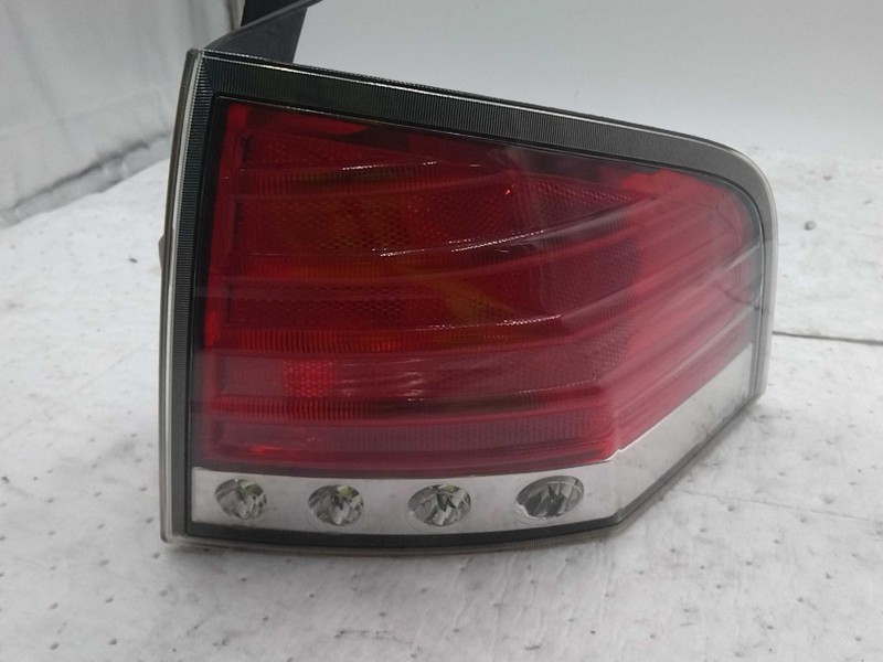 2008 Lincoln MKX Right Tail Light Assembly - White, Used, 166K Miles