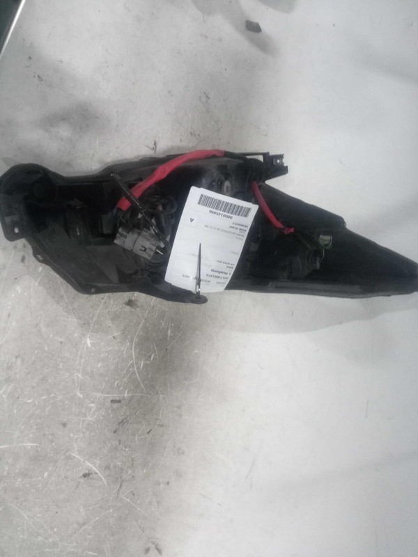 2015 Subaru Forester Left Headlight Assembly Halogen OEM 84384 92K Miles